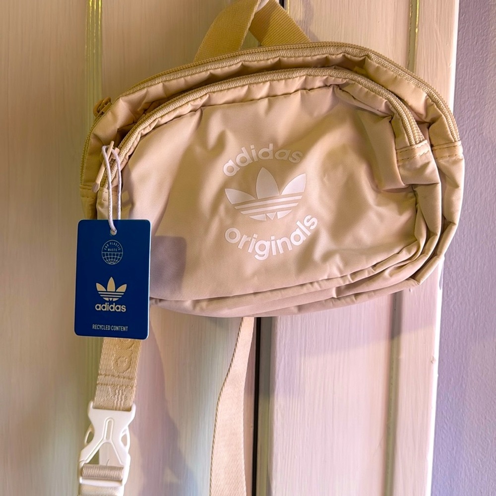 NWT Adidas Original cross body bag